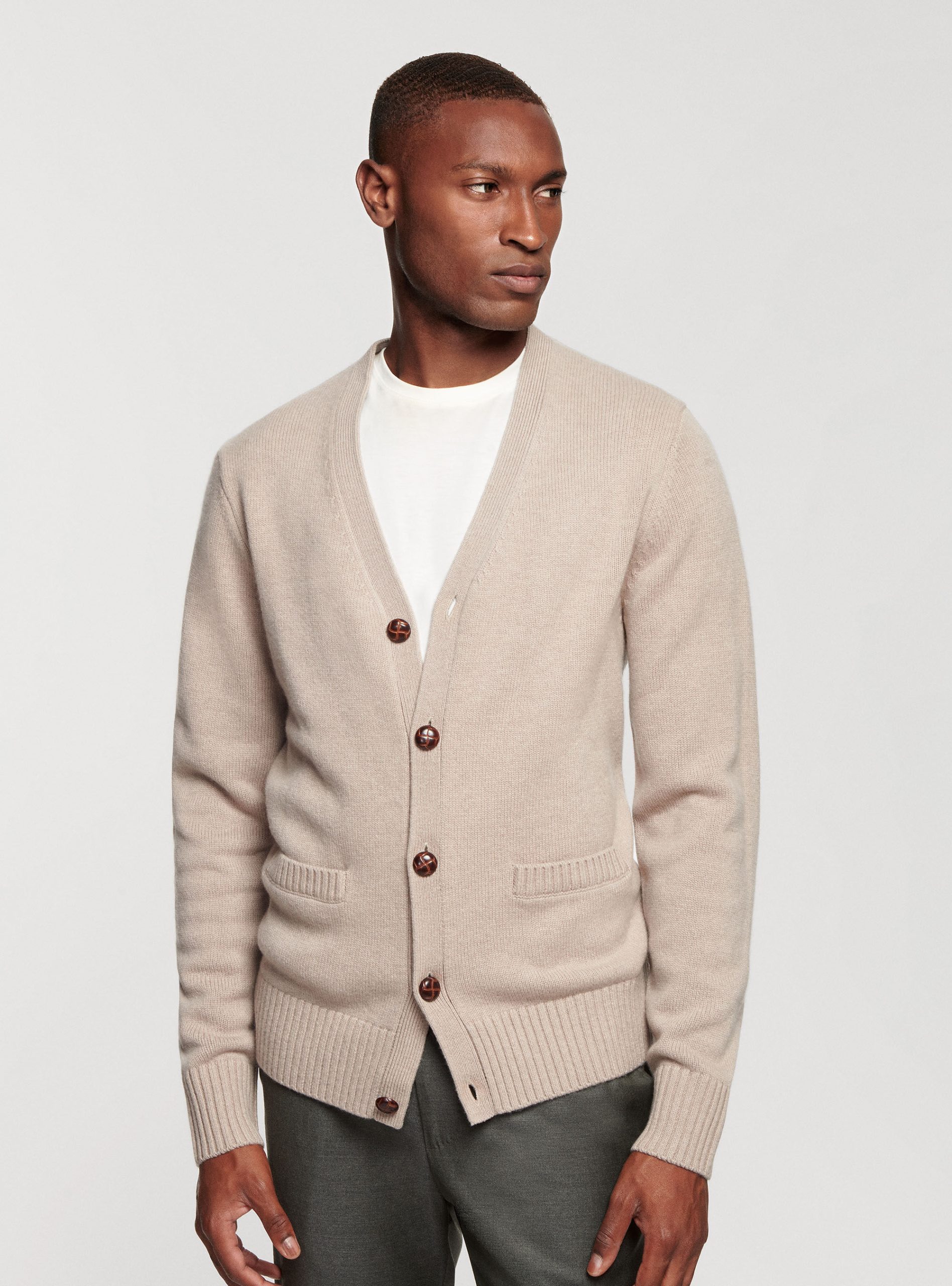 cardigan-cachemire-256rvo.jpg
