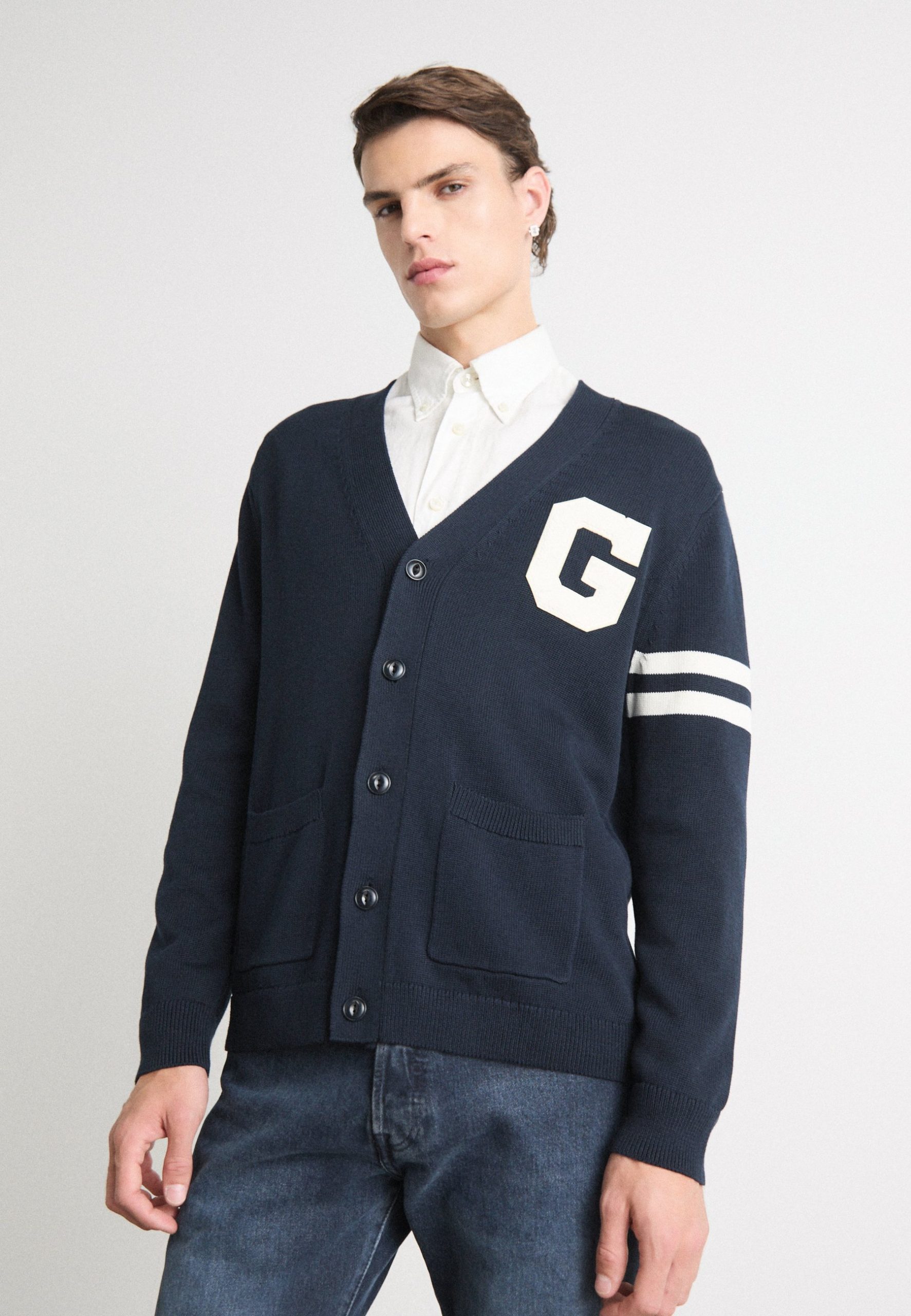 cardigan-gant-112bki.jpg