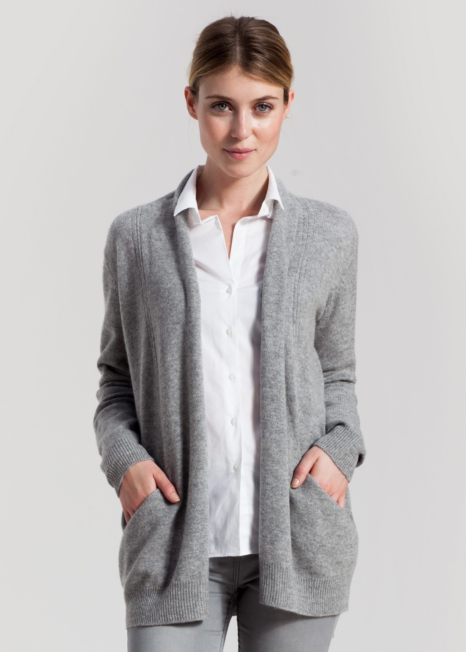 cardigan-gris-femme-933uby.jpg