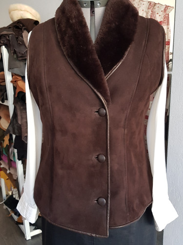 gilet-peau-de-mouton-293txy.jpg