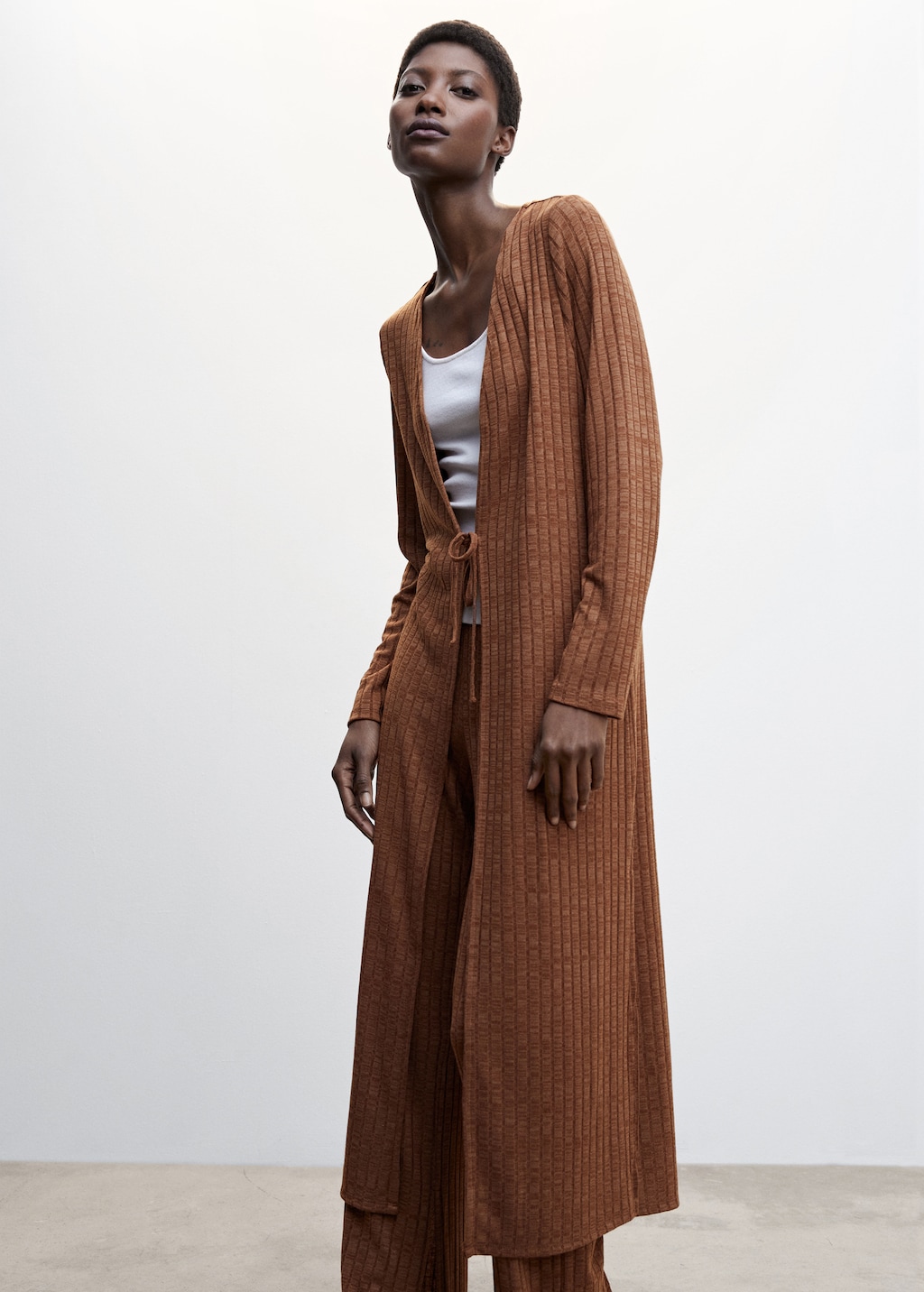 long-cardigan-femme-352nqd.jpg
