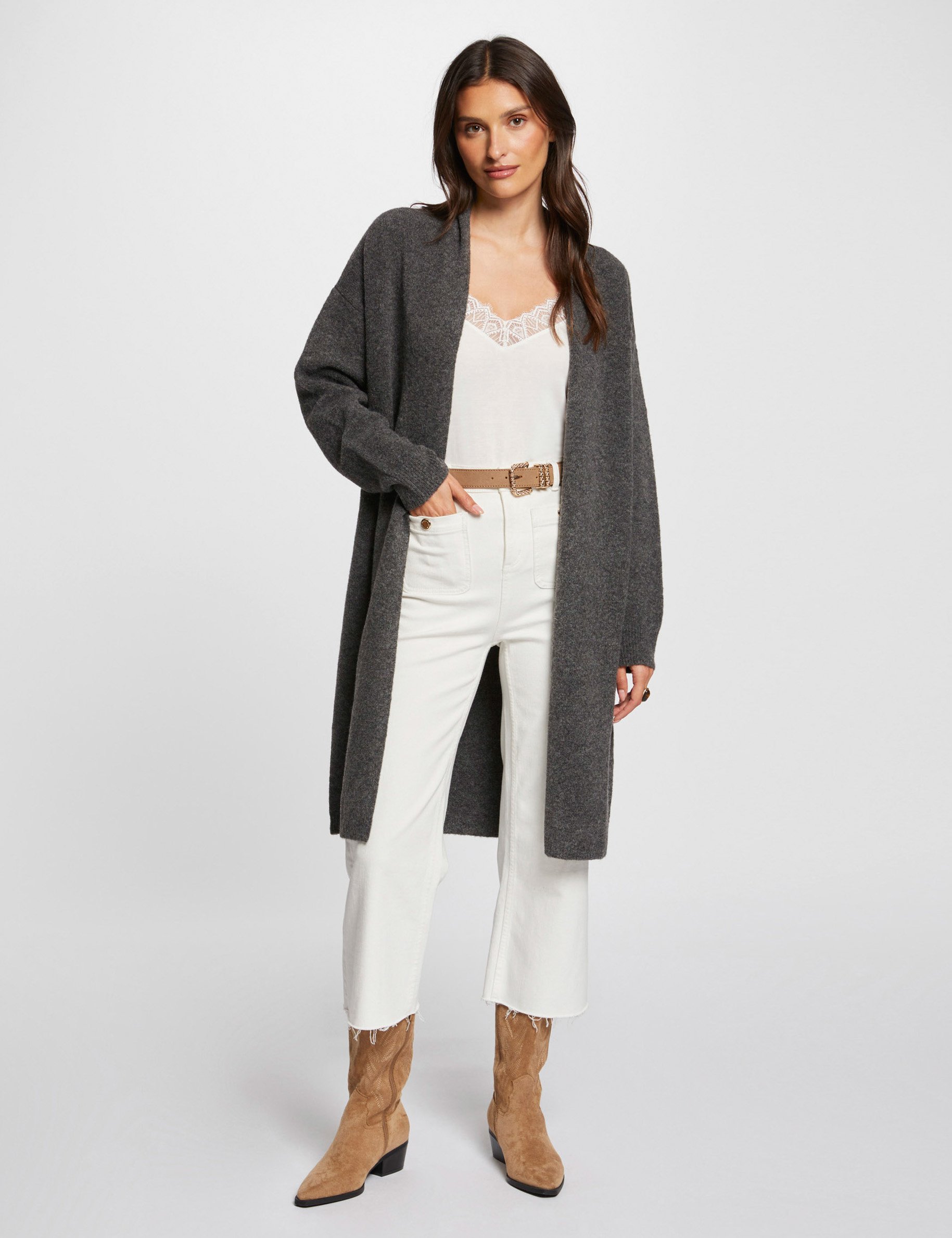 long-cardigan-femme-765bjg.jpg